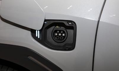 Зарядное устройство для электромобиля